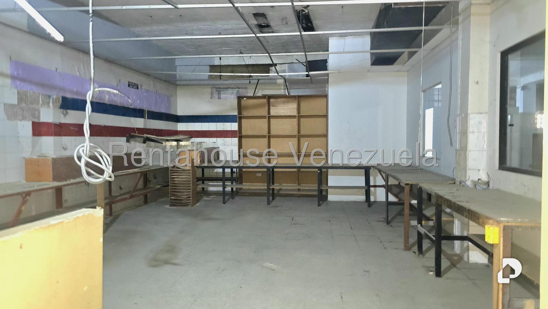Commercial space in Piedra Azul, Caracas – 11