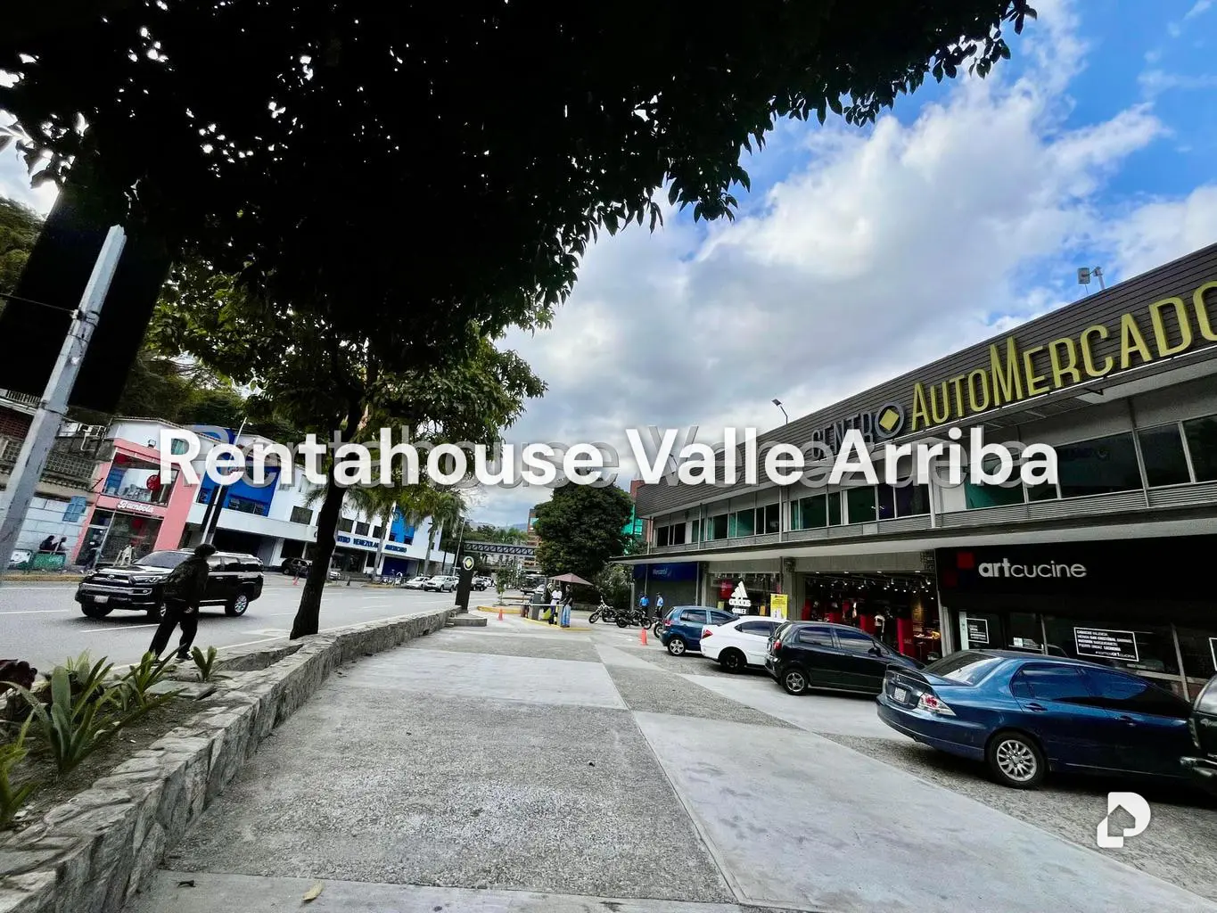 Local comercial en Las Mercedes, Caracas – 28