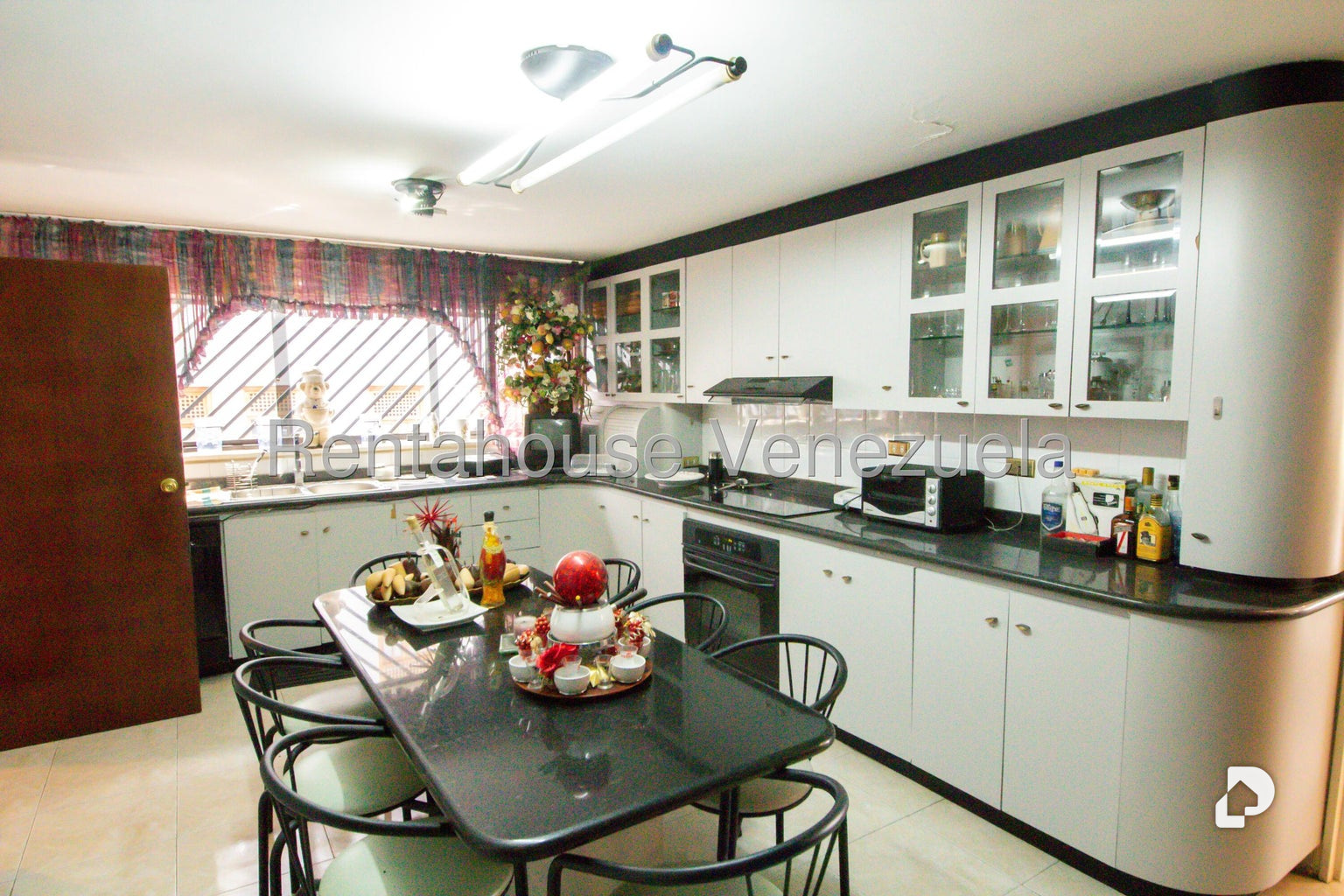 Casa en Lomas de La Lagunita, Caracas – 4