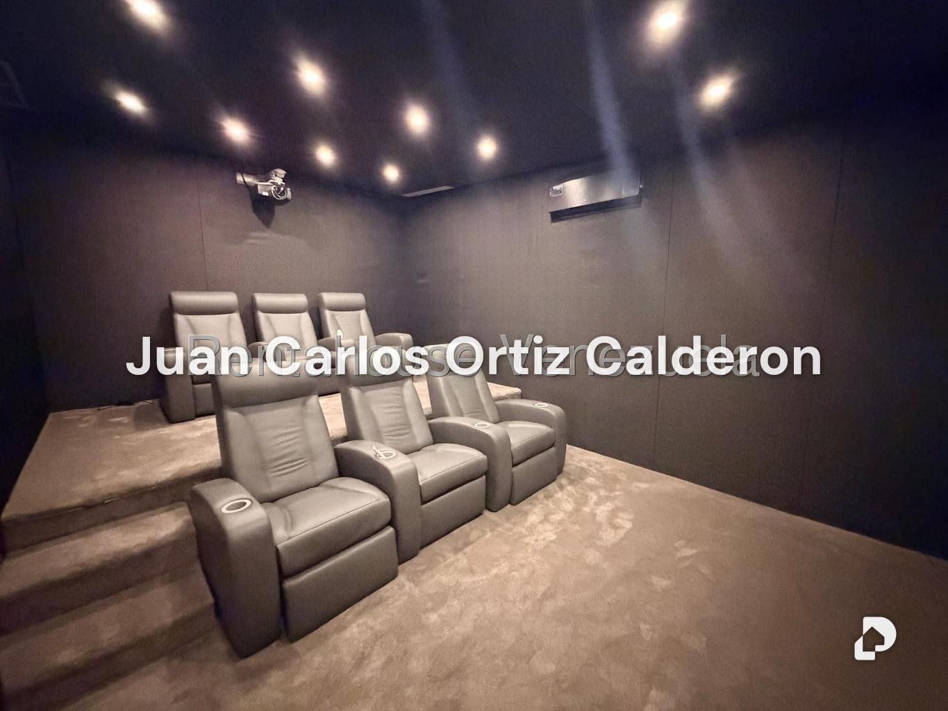 Casa en Cumbres de Curumo, Caracas – 17
