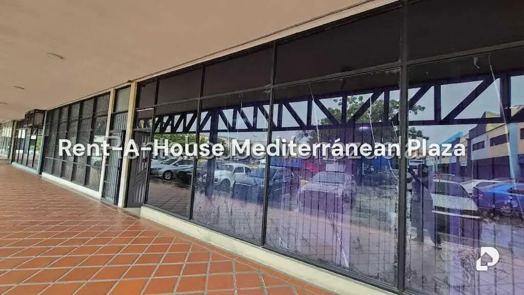 Local comercial en Zona Industrial, Valencia – 1