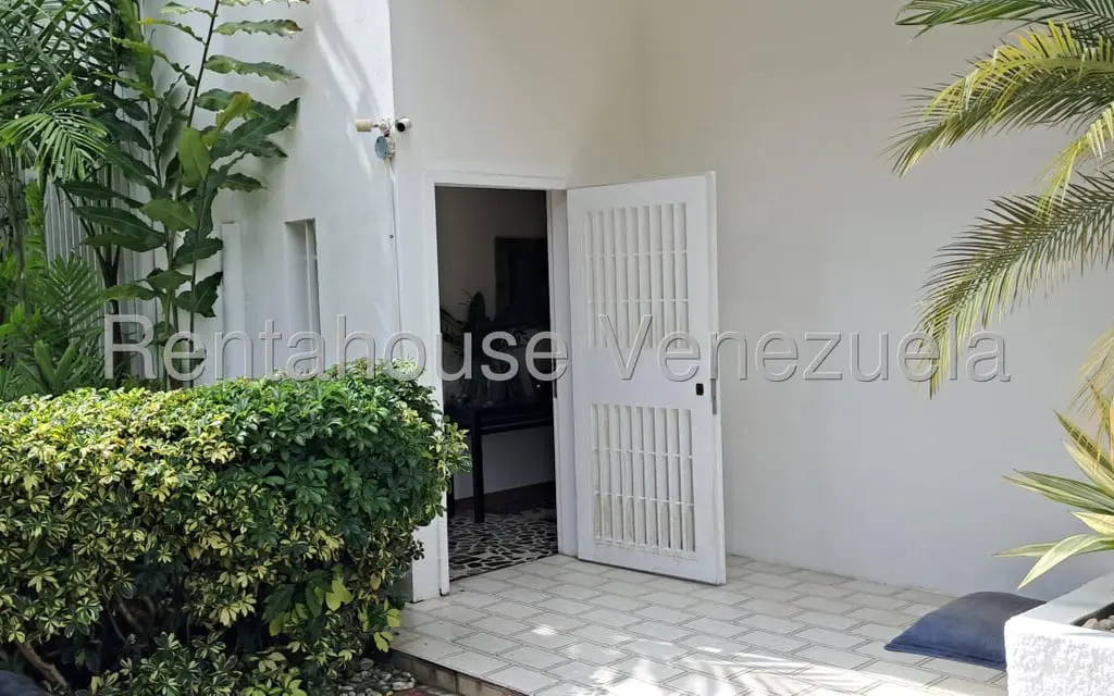 House in Altamira, Caracas - 1