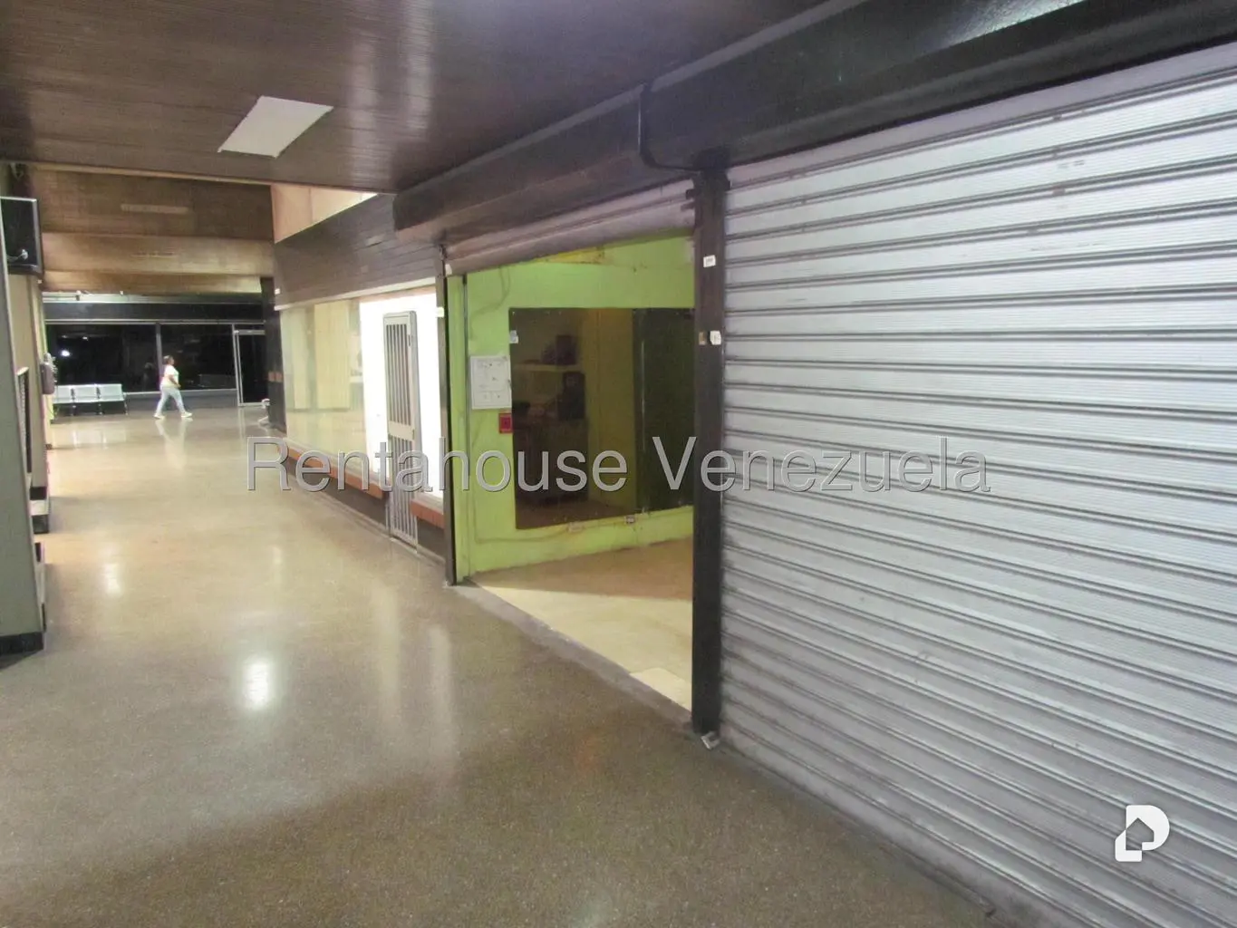 Local comercial en La Florida, Caracas – 4