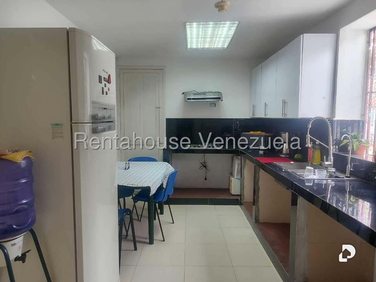 Casa en San Bernardino, Caracas – 23