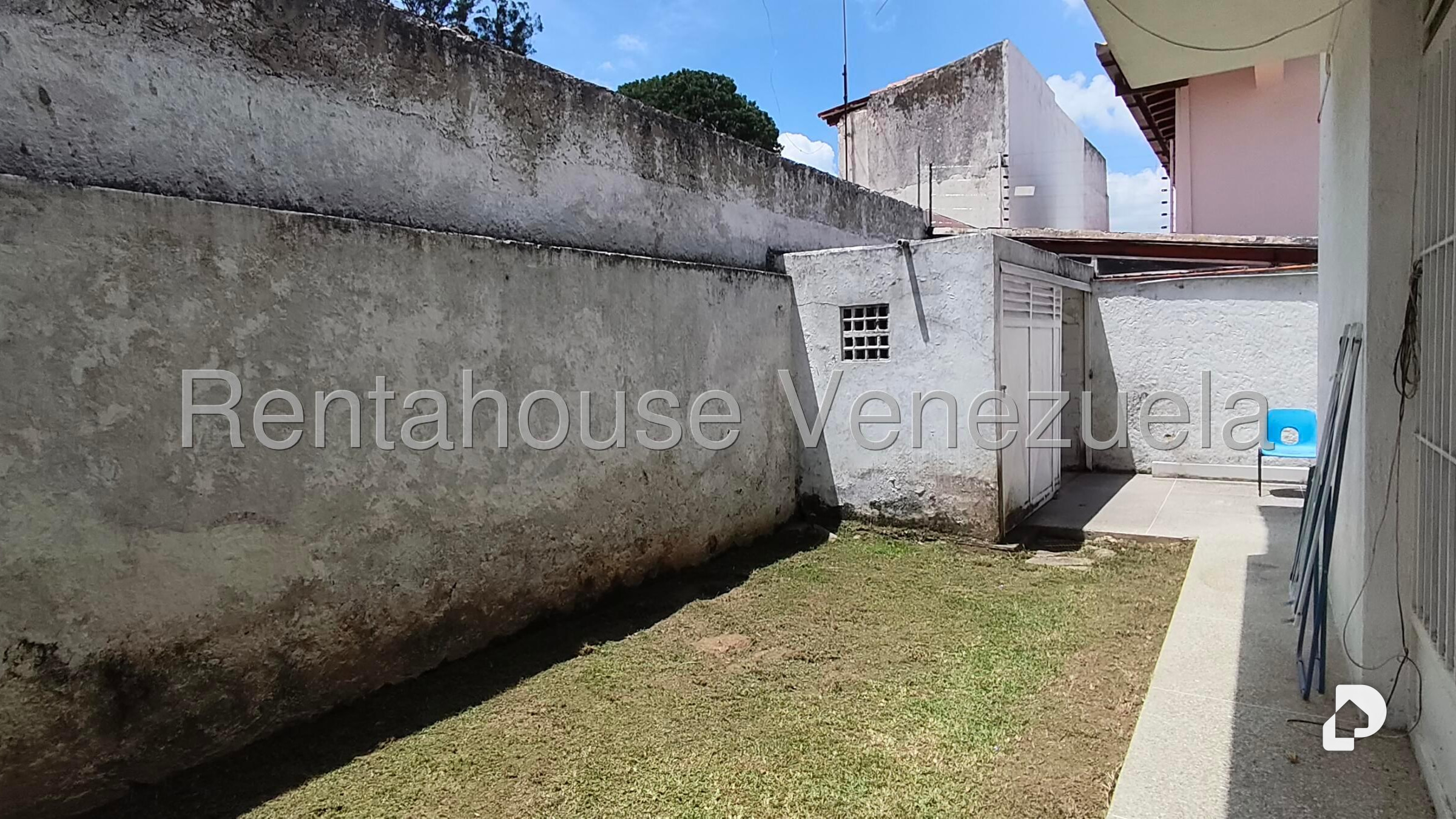 Casa en Alto Prado, Caracas – 15