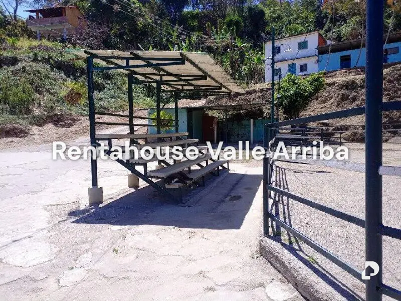 Terreno en Parque Caiza, Caracas – 29