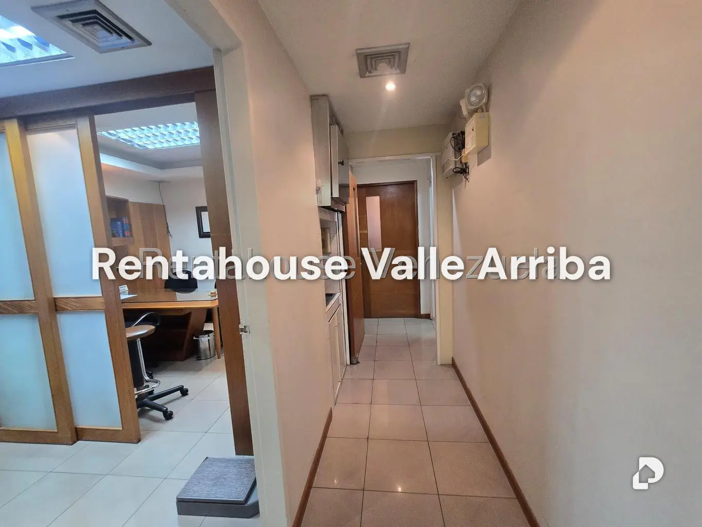 Local comercial en San Bernardino, Caracas – 16