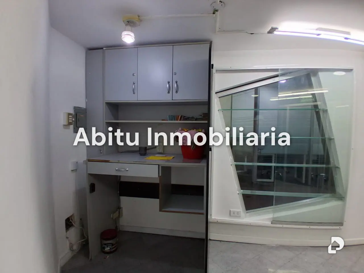 Commercial space in La Castellana, Caracas – 11