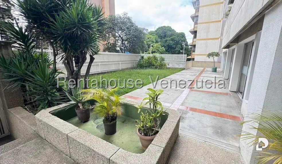 Apartamento en San Bernardino, Caracas – 2