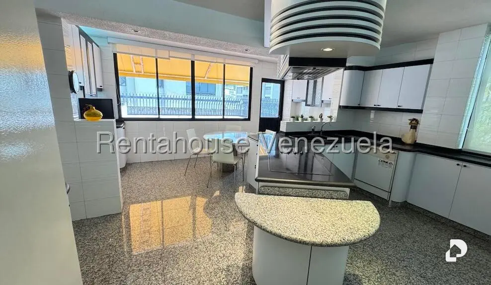 Apartamento en San Bernardino, Caracas – 30