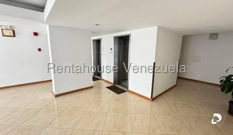 Apartamento en San Bernardino, Caracas – 8