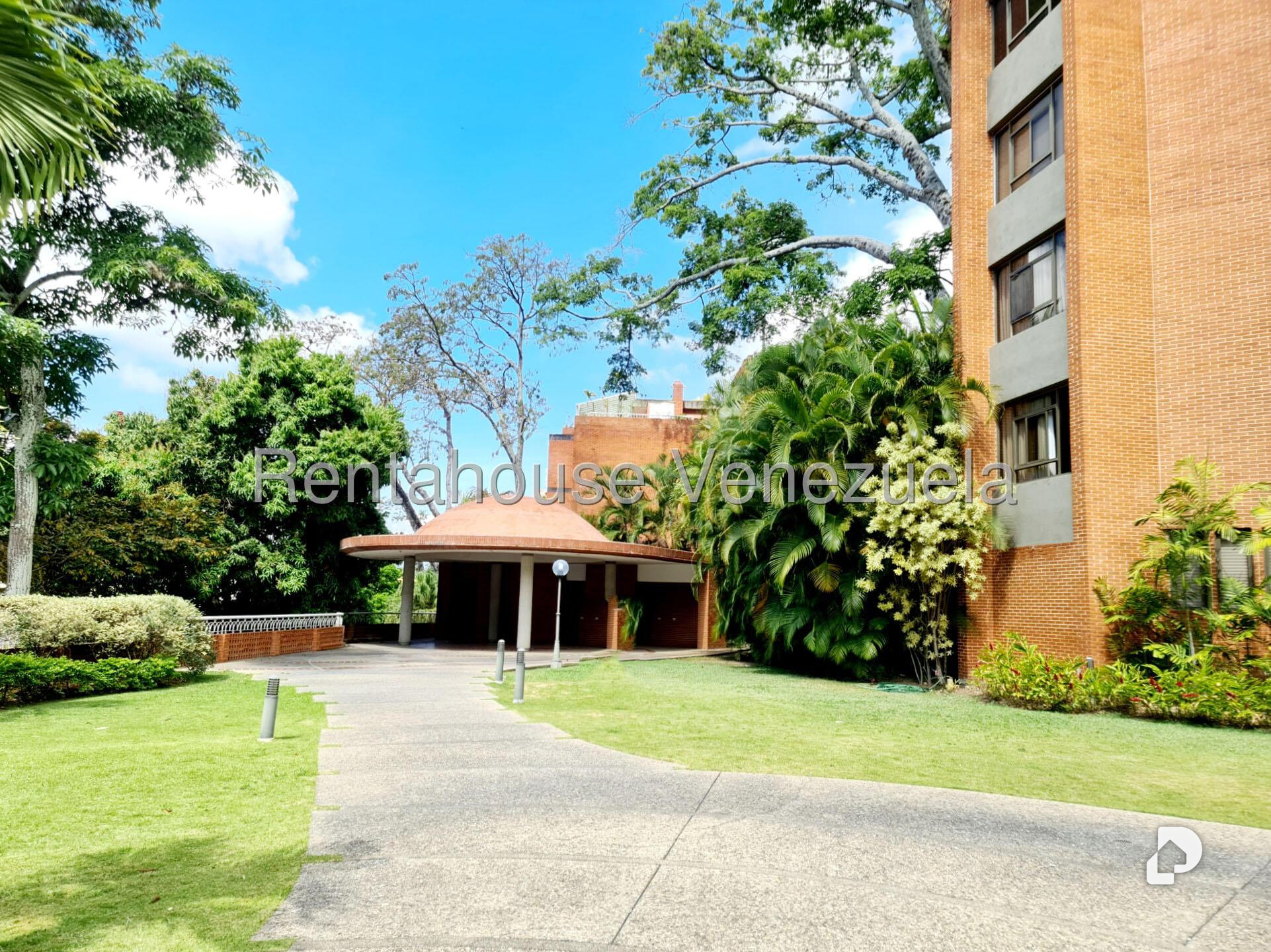 Apartamento en Altamira, Caracas – 28