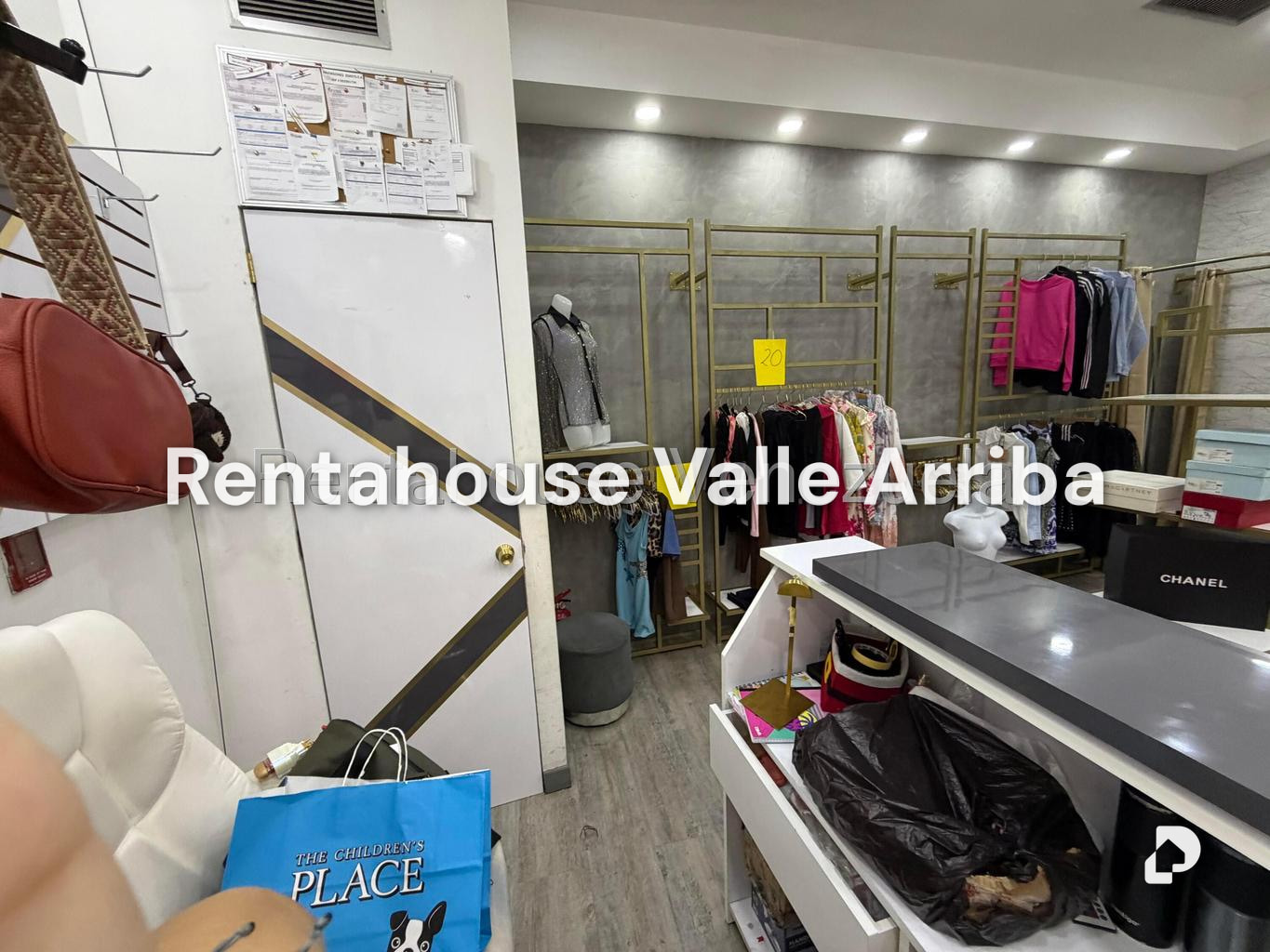 Local comercial en Parroquia La Candelaria, Caracas – 5