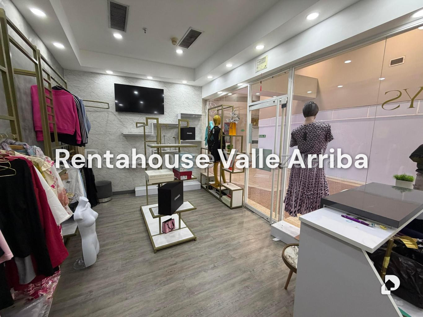 Local comercial en Parroquia La Candelaria, Caracas – 3