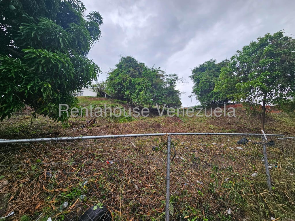 Terreno en Prados del Este, Caracas - 1