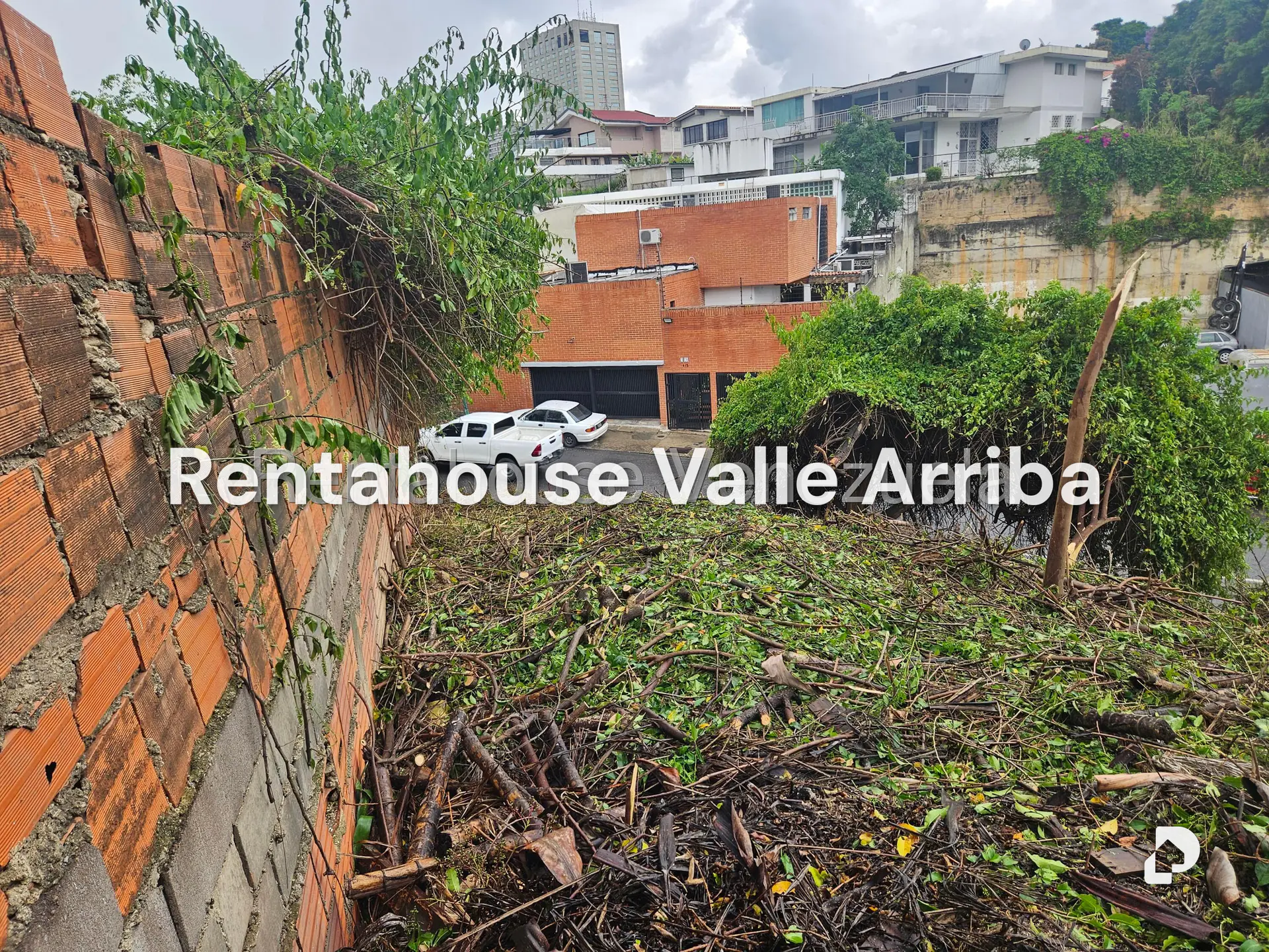 Terreno en Prados del Este, Caracas – 22