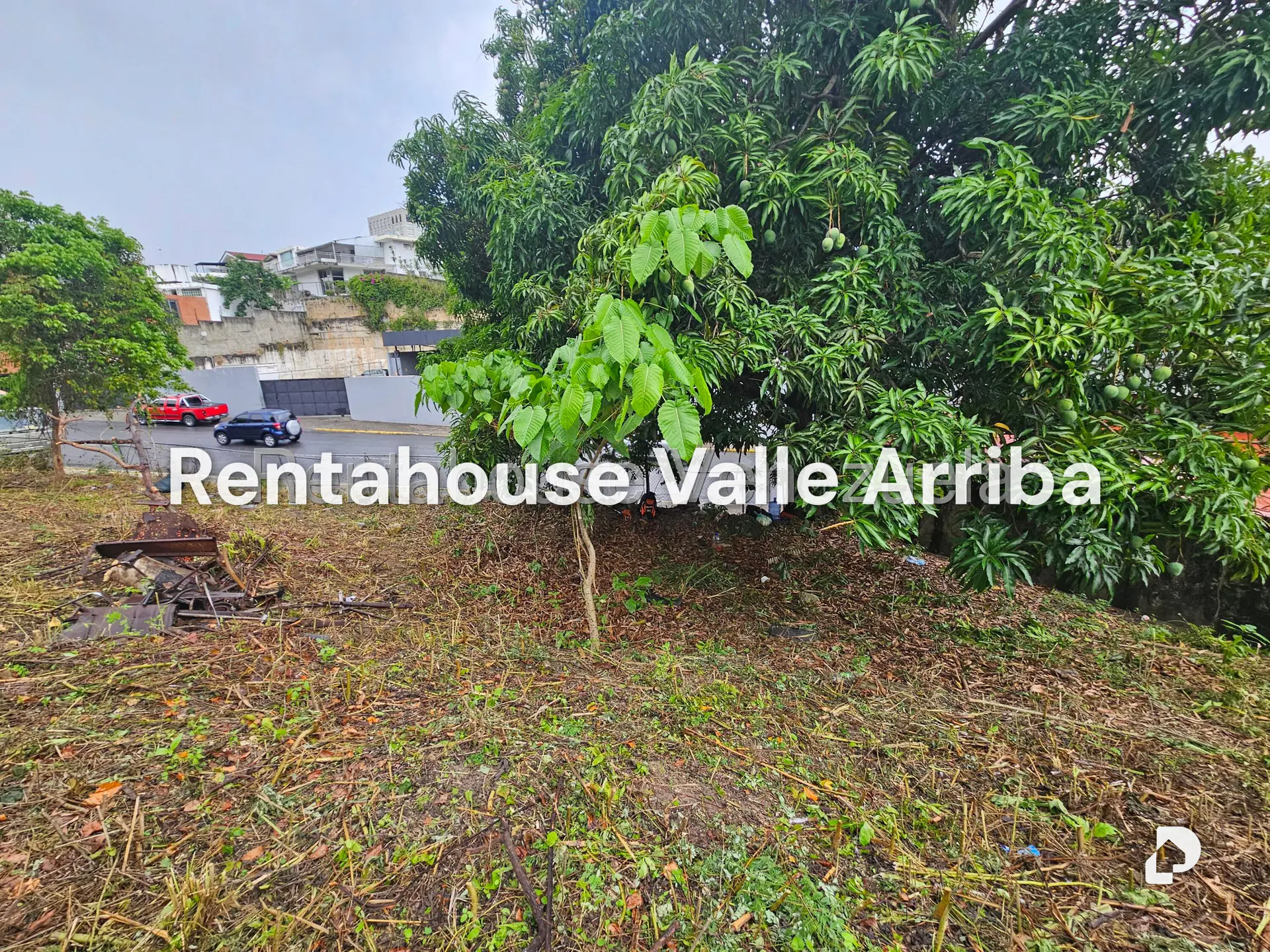 Terreno en Prados del Este, Caracas – 9
