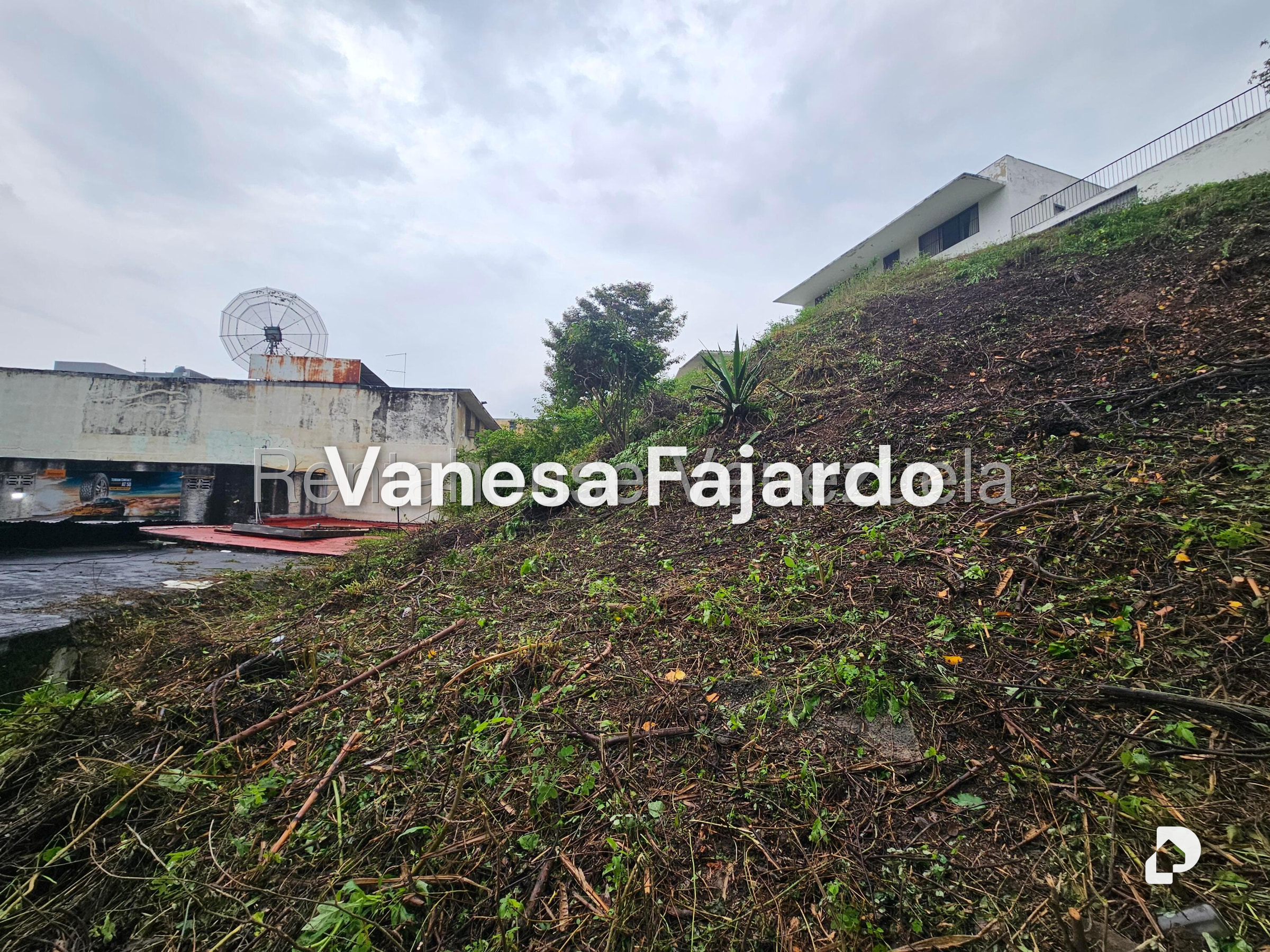 Terreno en Prados del Este, Caracas – 5