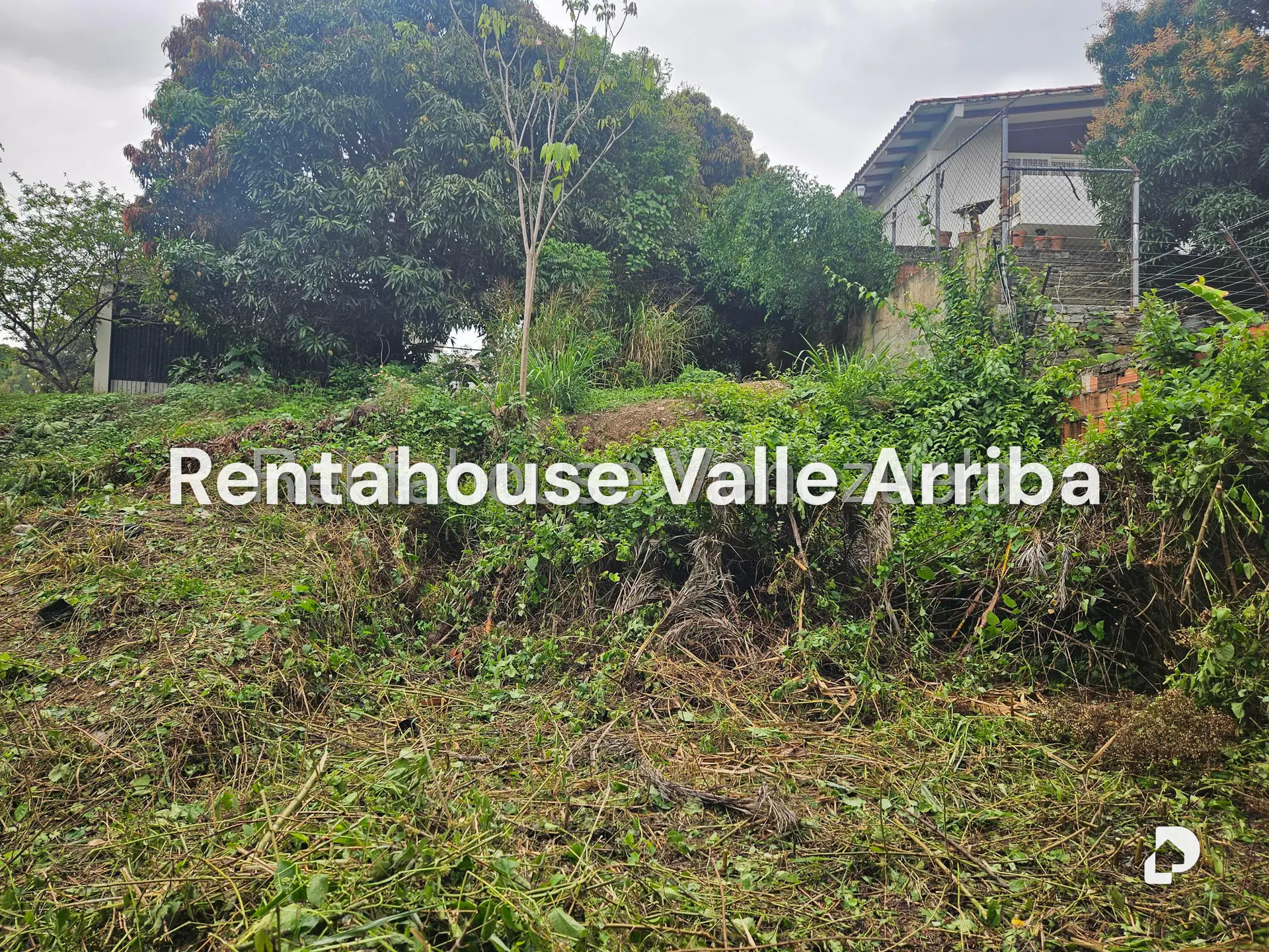Terreno en Prados del Este, Caracas – 16