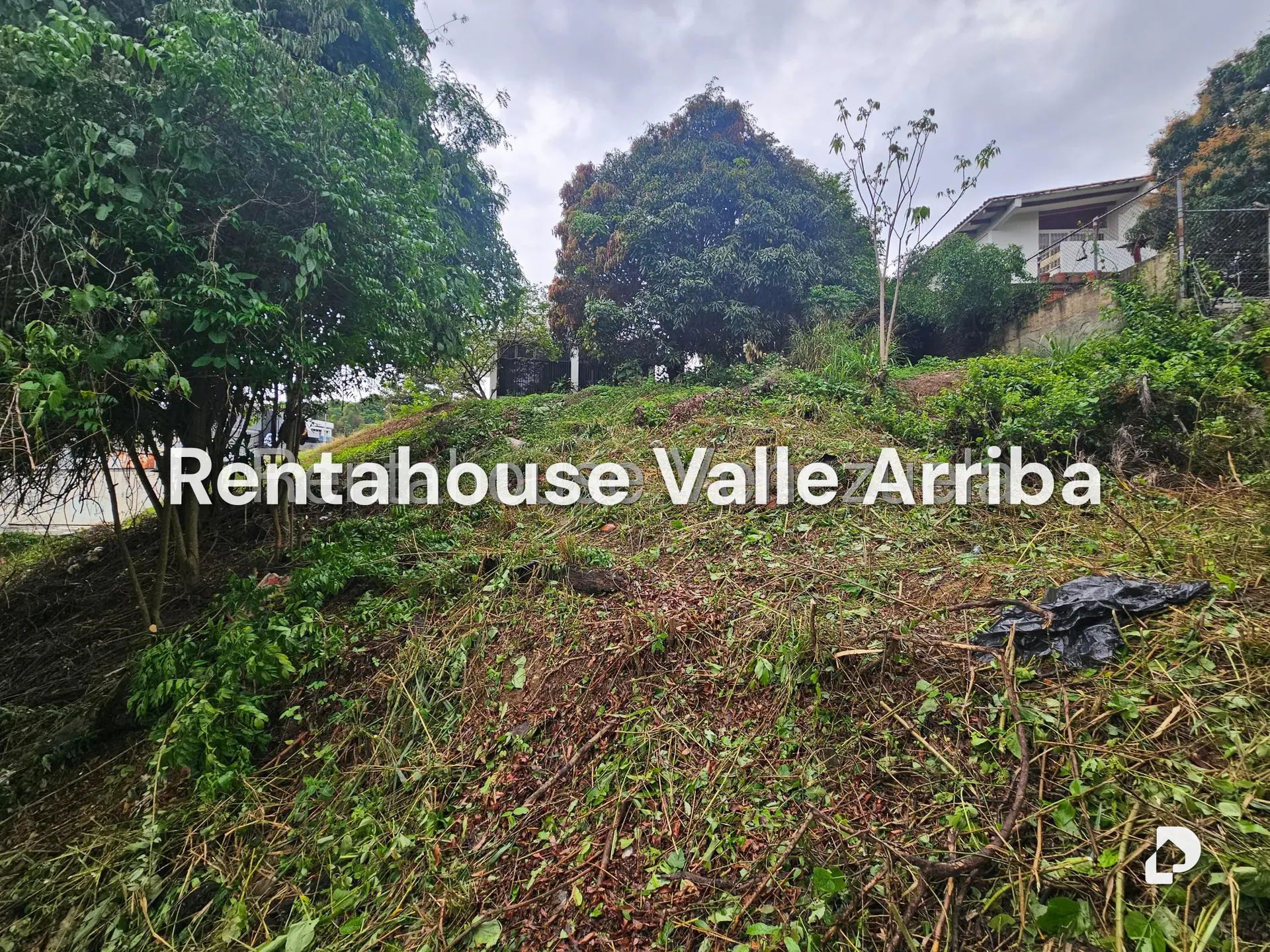 Terreno en Prados del Este, Caracas – 15