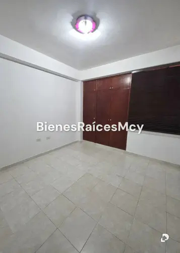 Apartamento en El Bosque, Maracay – 13
