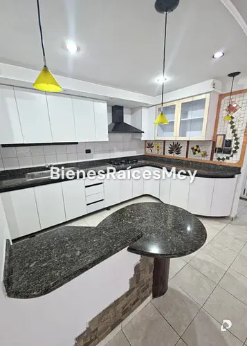 Apartamento en El Bosque, Maracay – 2