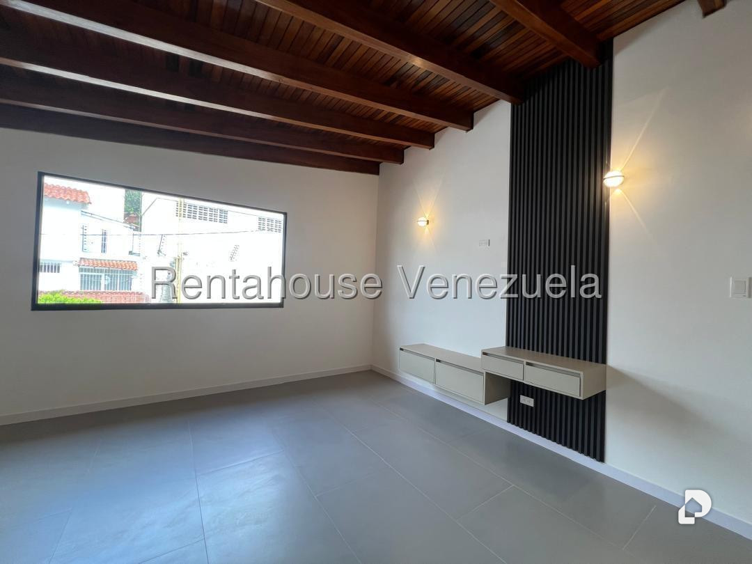 Casa en Los Palos Grandes, Caracas – 27