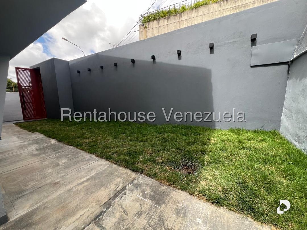 Casa en Los Palos Grandes, Caracas – 2