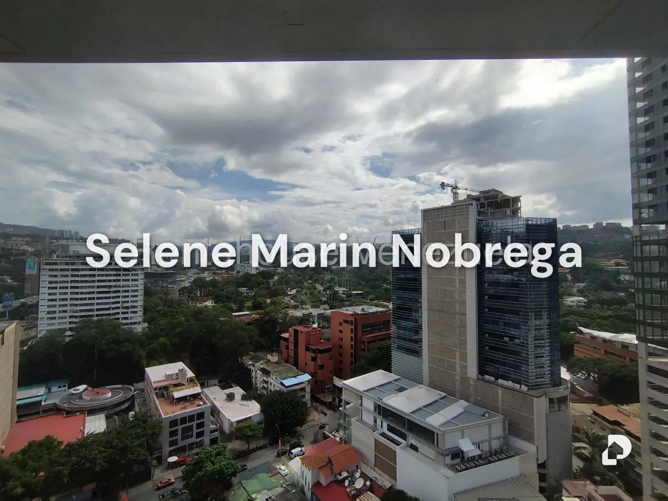 Oficina en Las Mercedes, Caracas – 13