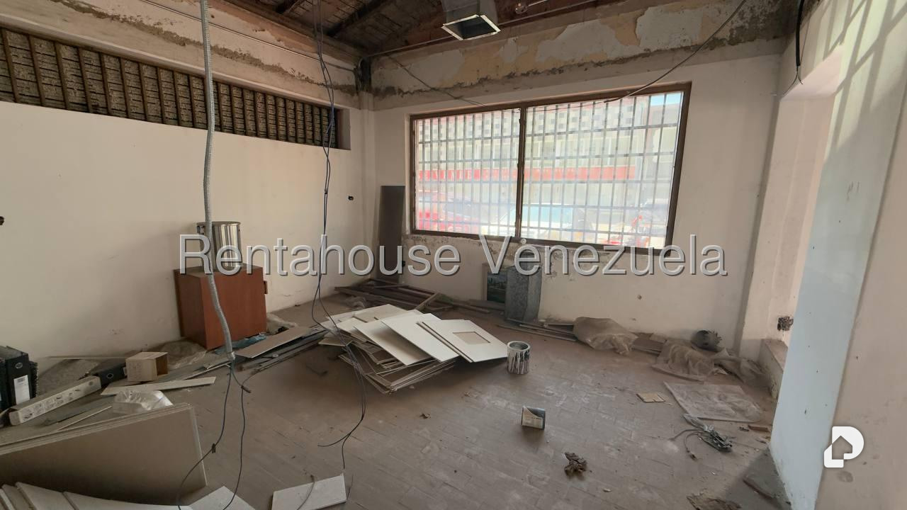 Local comercial en Las Mercedes, Caracas – 11
