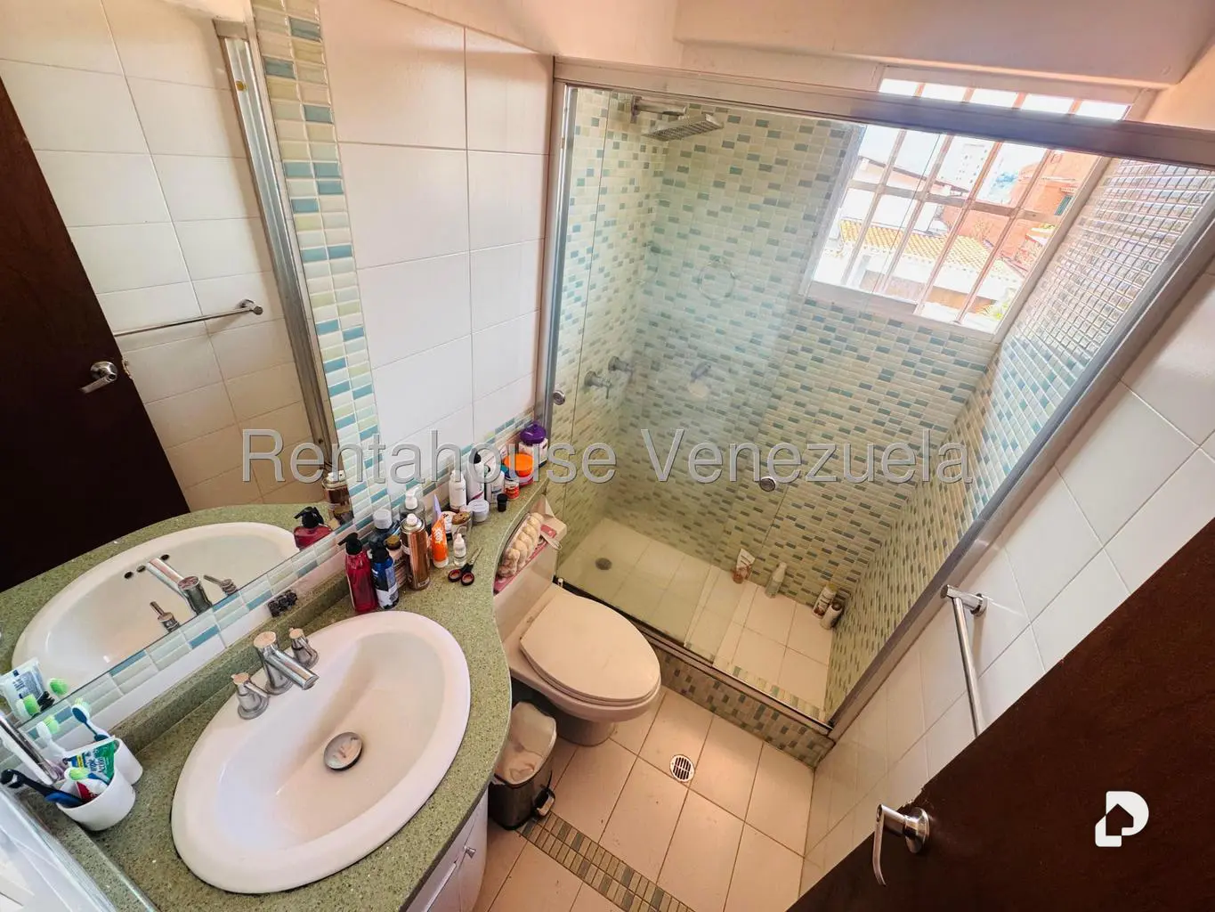 Casa en Santa Fe Norte, Caracas – 29