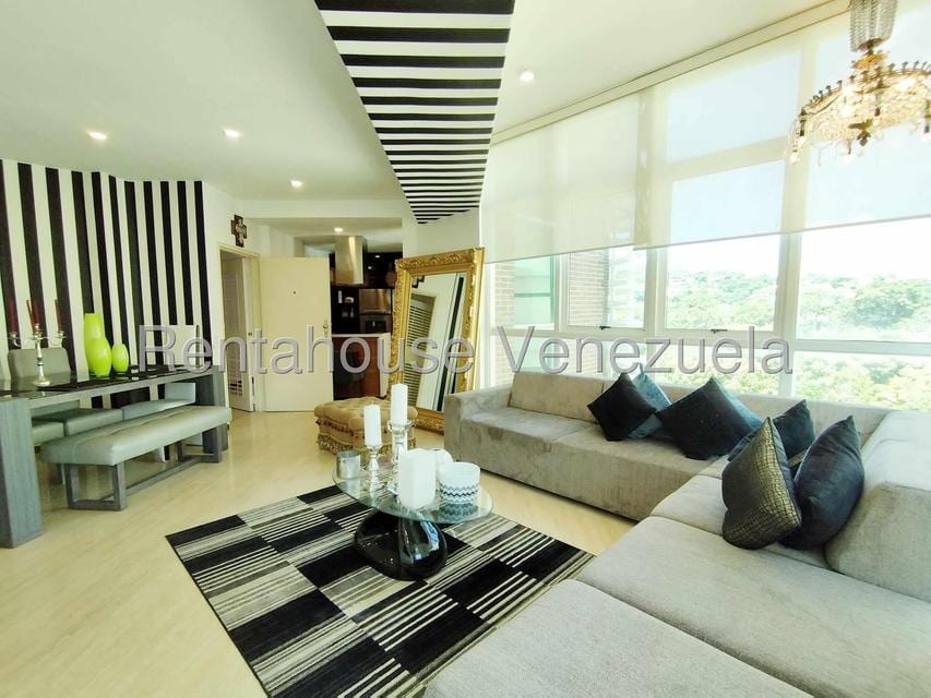 Apartamento en Los Naranjos de las Mercedes, Caracas - 1