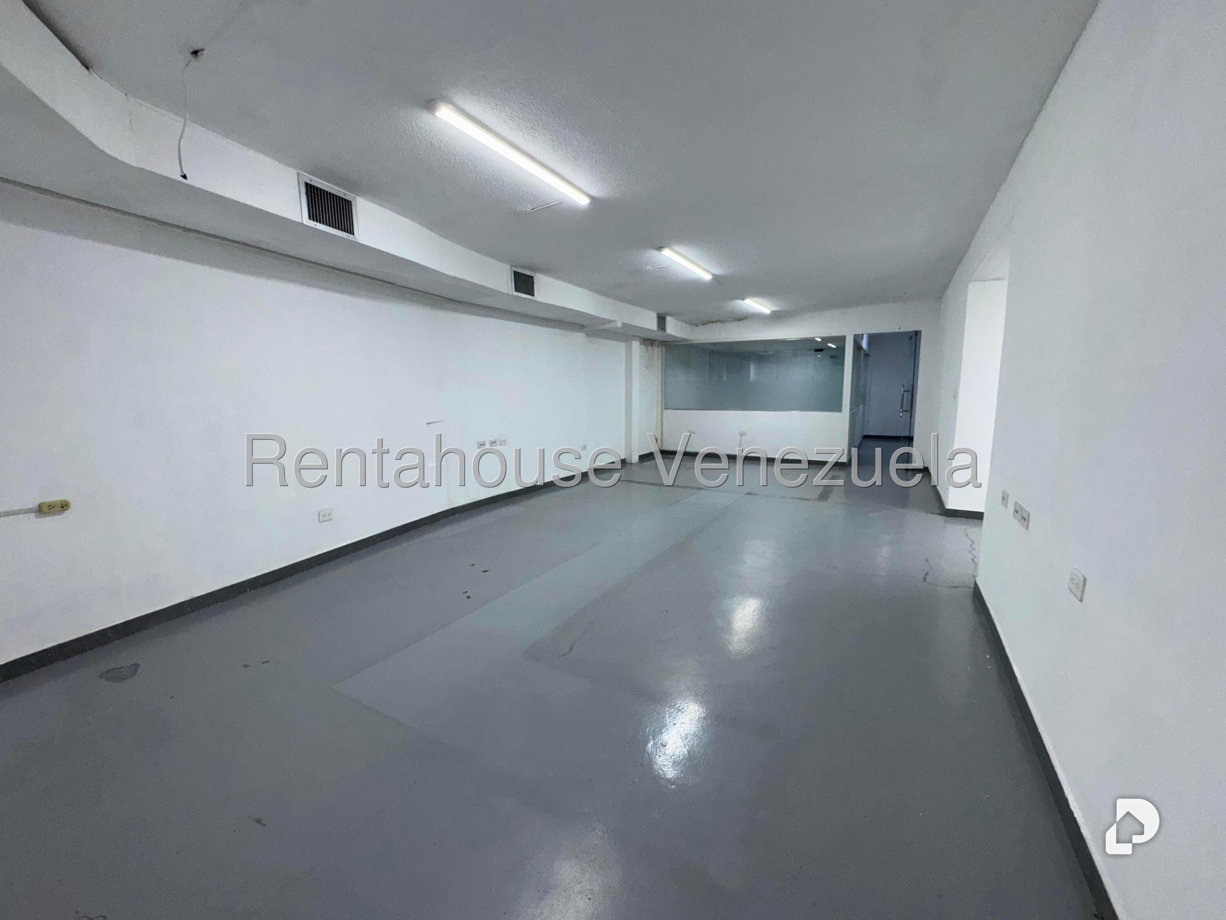 Oficina en Chuao, Caracas – 9