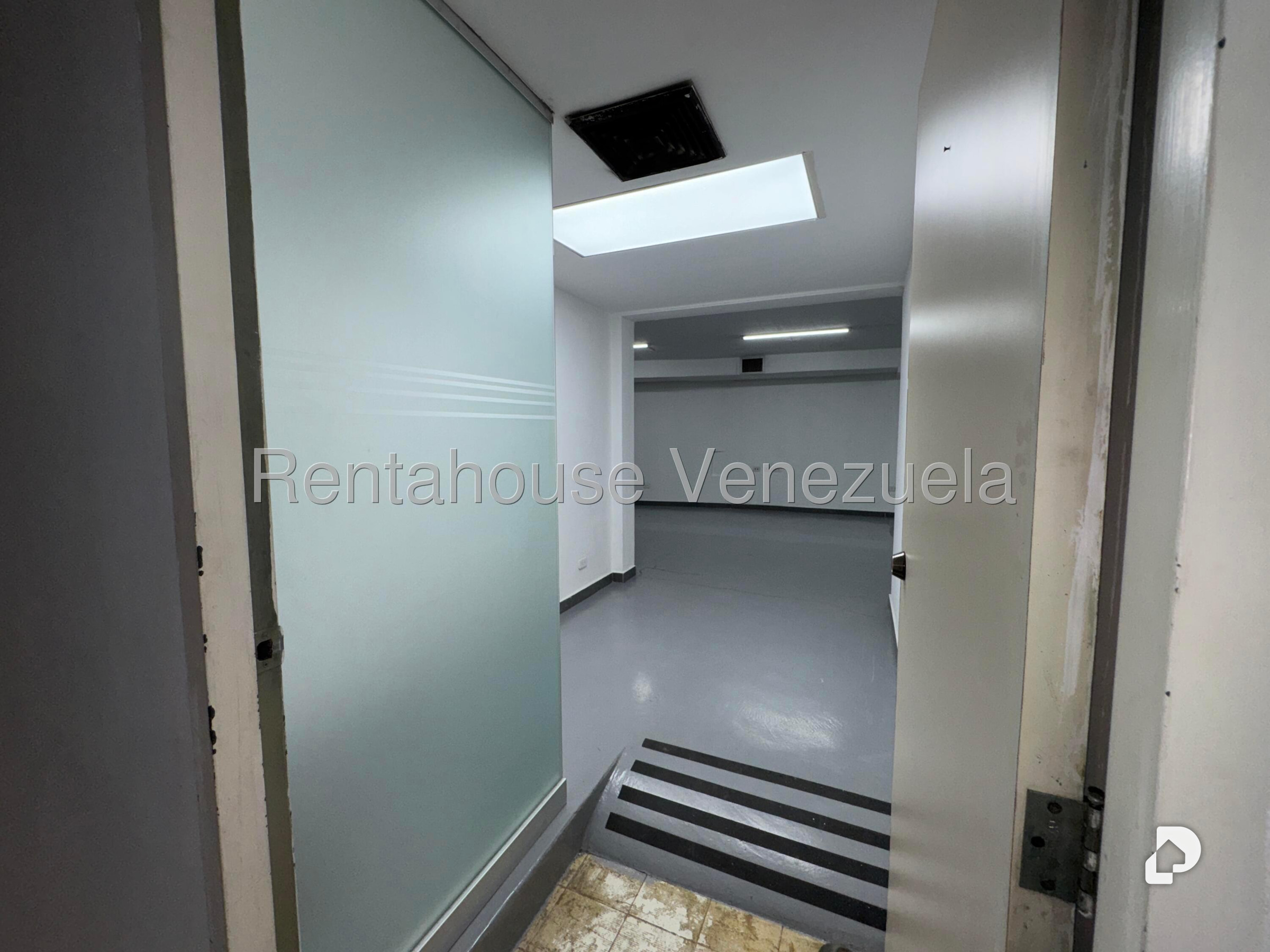 Oficina en Chuao, Caracas – 4