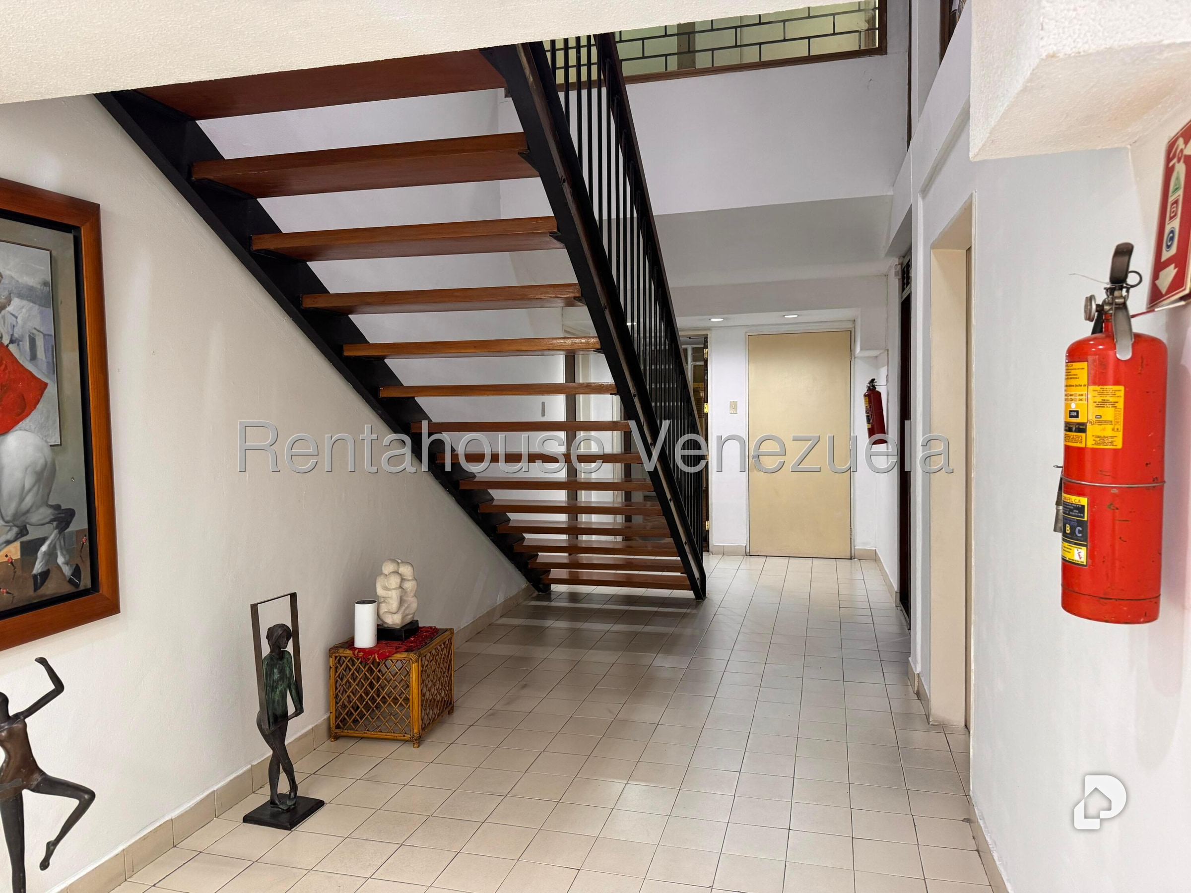Oficina en Chuao, Caracas – 19