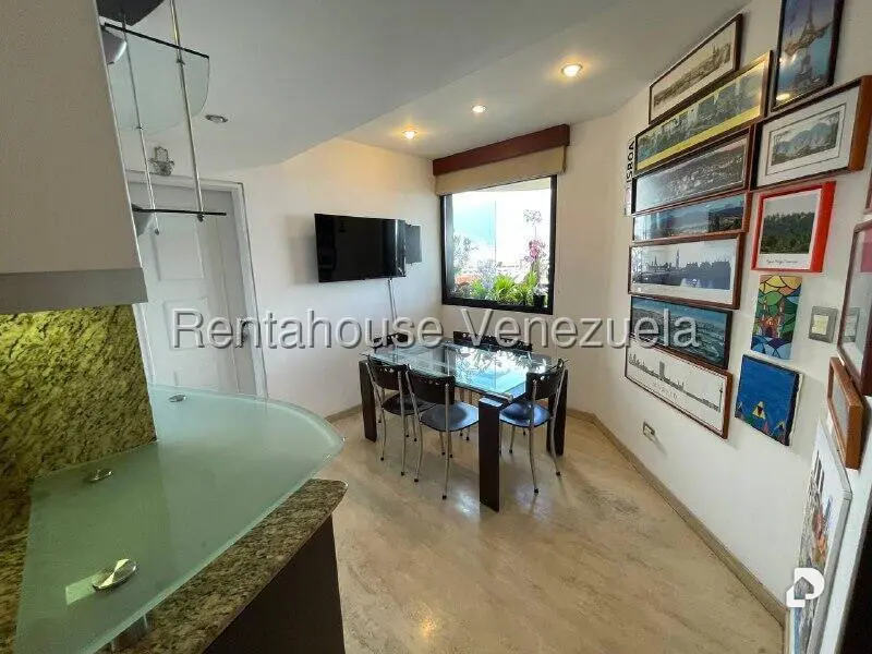 Apartamento en Colinas de Valle Arriba, Caracas – 11
