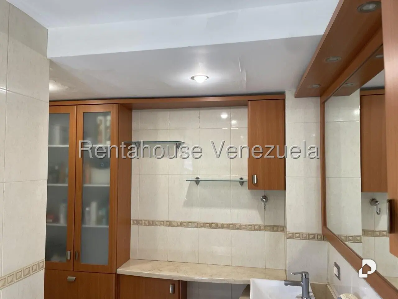 Apartamento en Colinas de Valle Arriba, Caracas – 18
