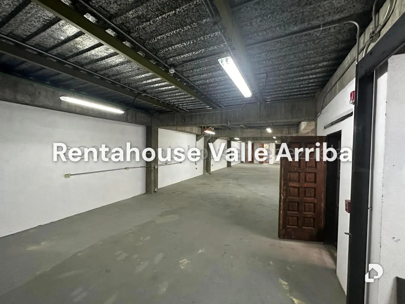 Local comercial en El Hatillo, Caracas – 12