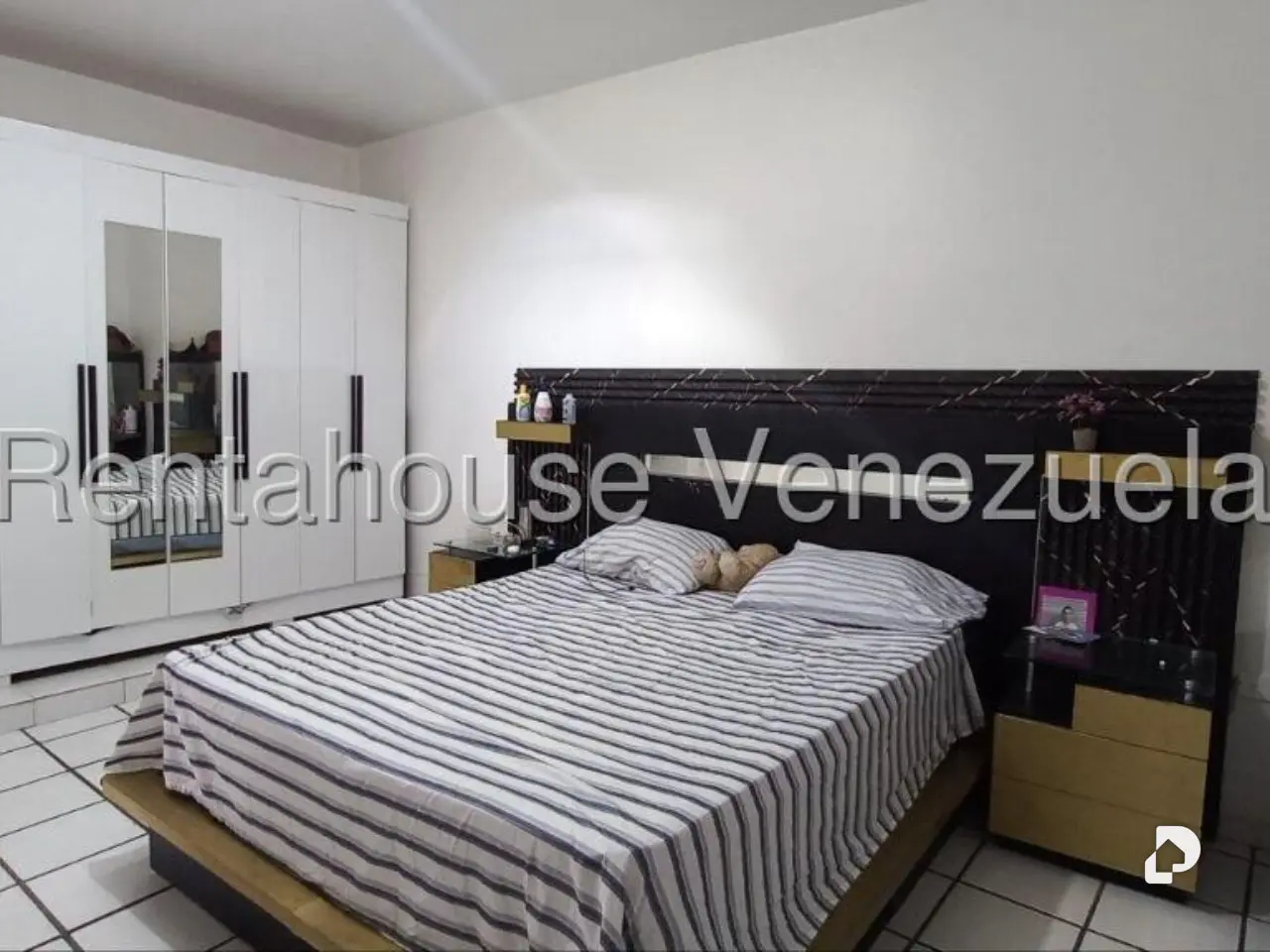 Casa en La Rosaleda, San Antonio de Los Altos – 9