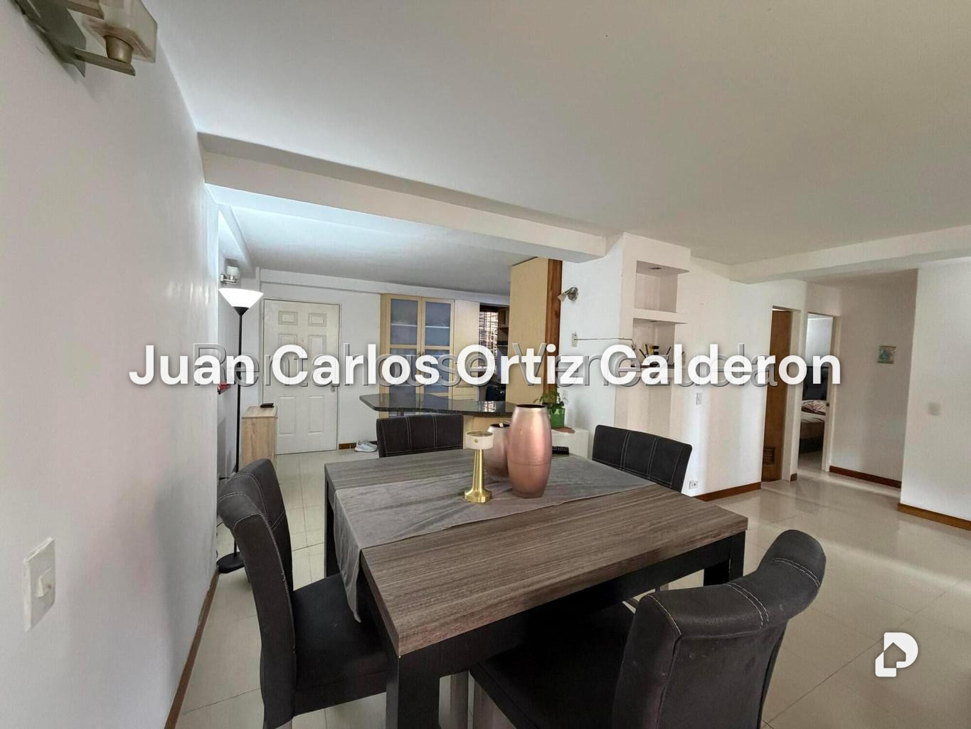 Apartamento en Miravila, Caracas – 1