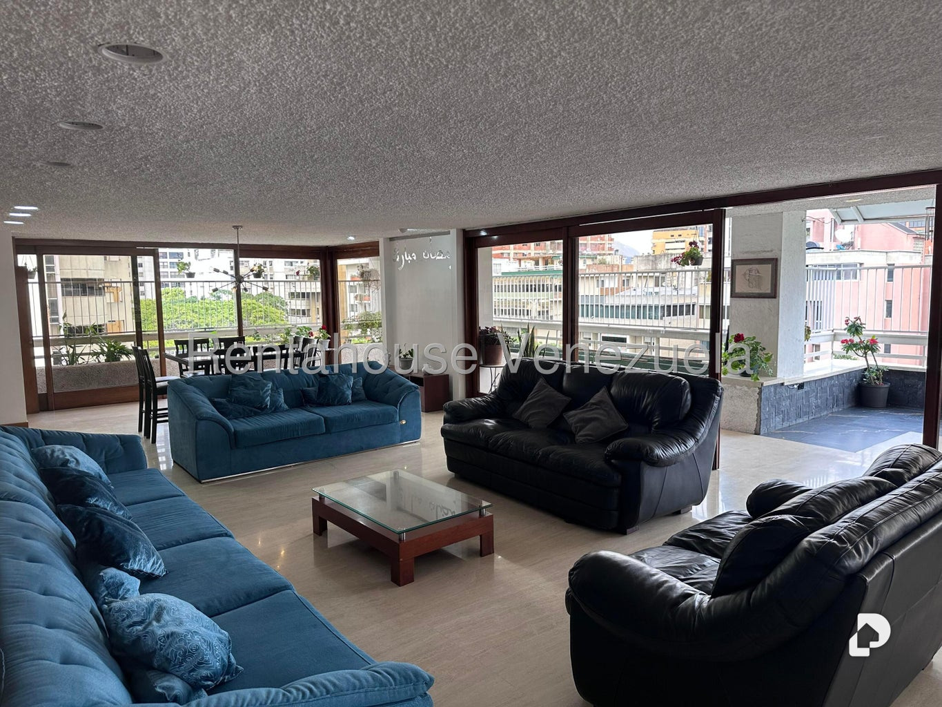 Apartamento en La Florida, Caracas – 13