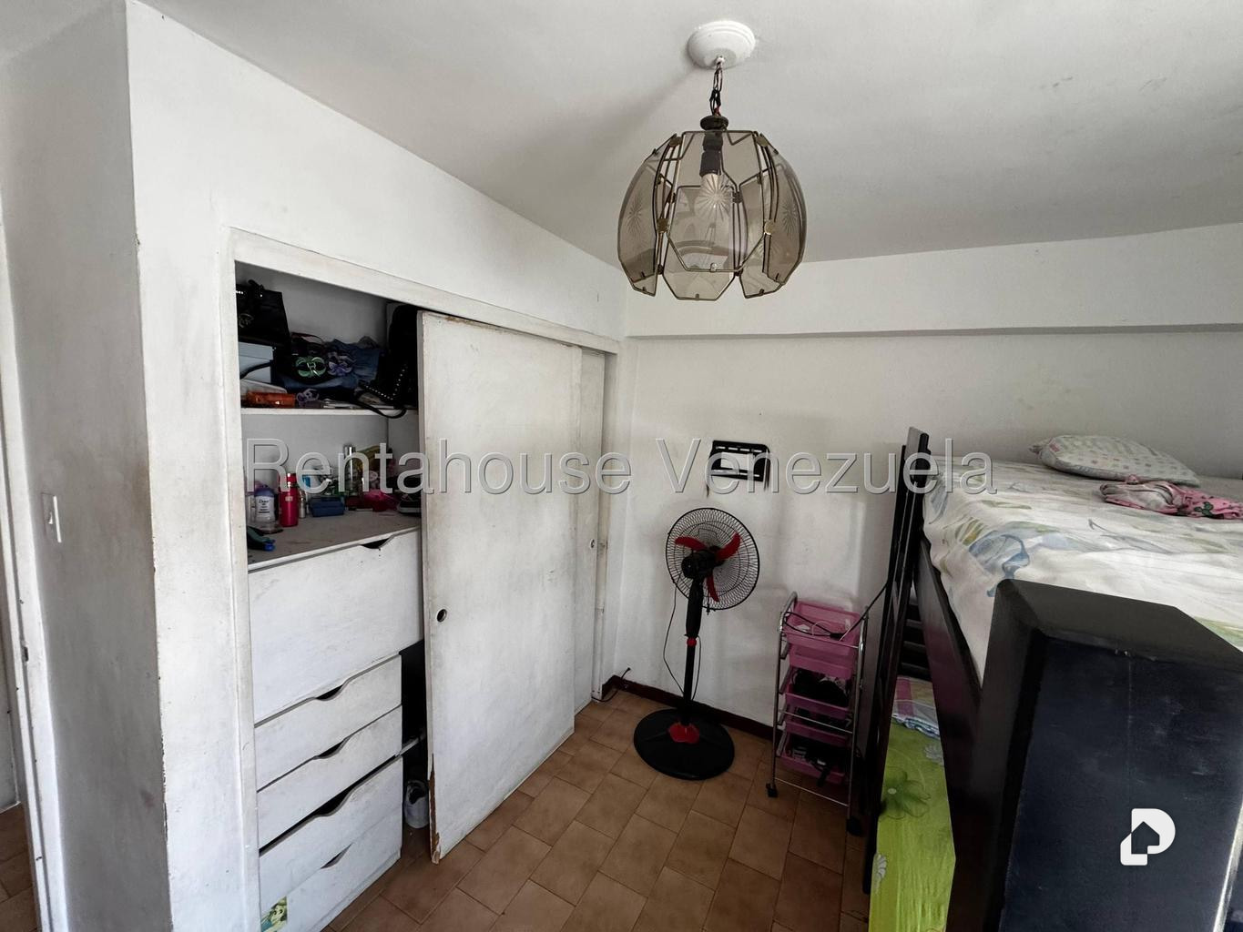 Apartamento en San Martín, Caracas – 12