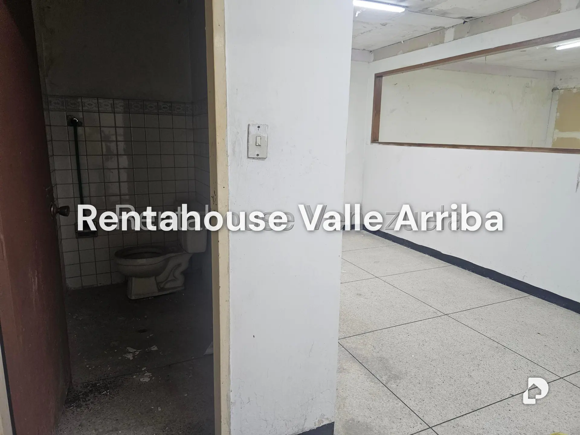 Local comercial en Parroquia Santa Rosalía, Caracas – 21