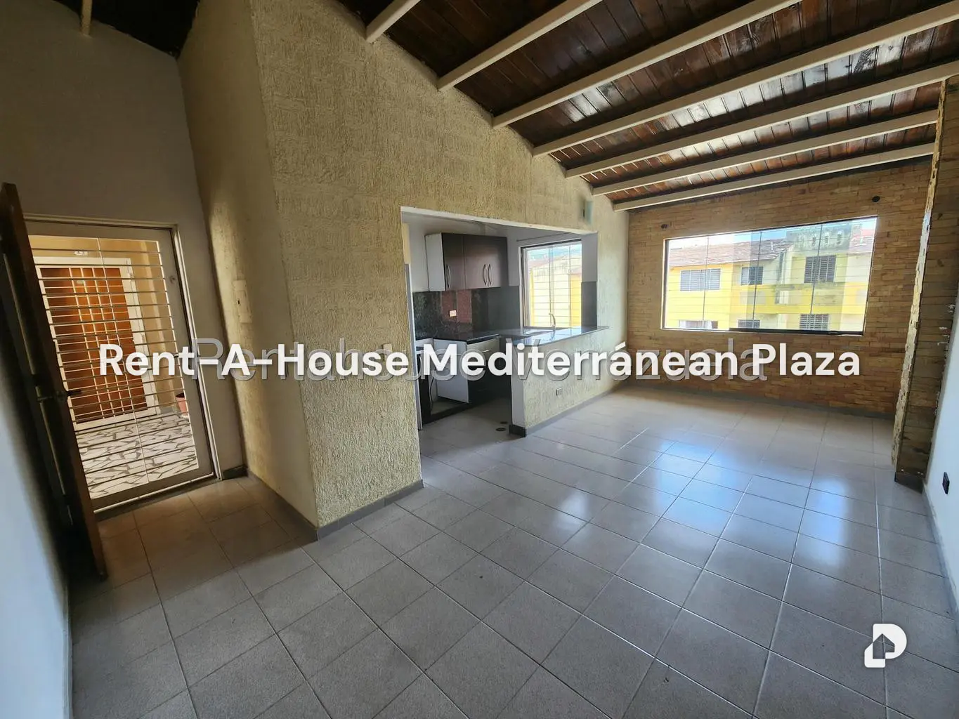Apartamento en Paraparal, Los Guayos – 3