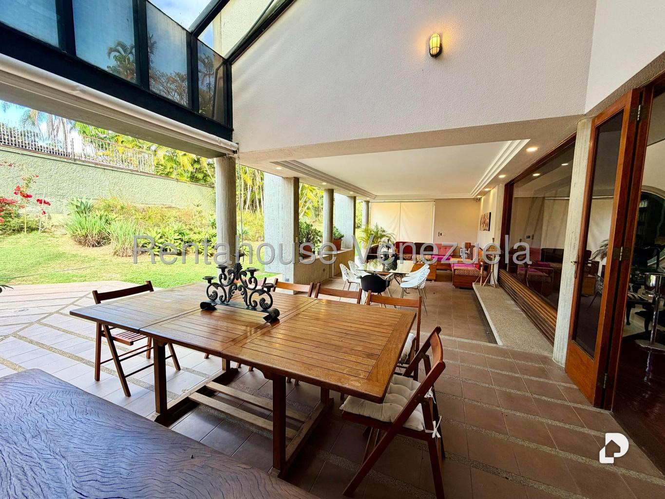 House in La Lagunita Country Club, Caracas – 21