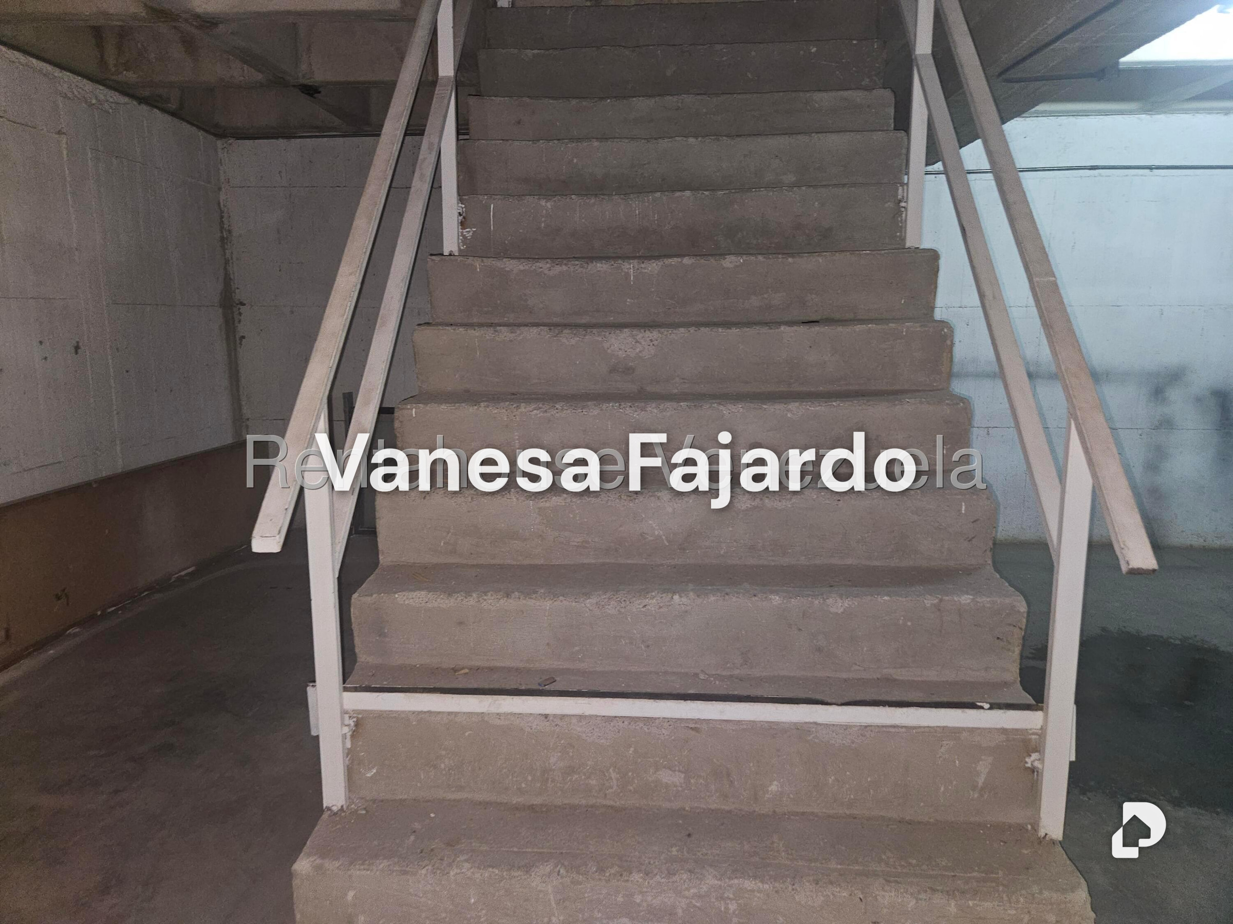 Local comercial en La Yaguara, Caracas – 22