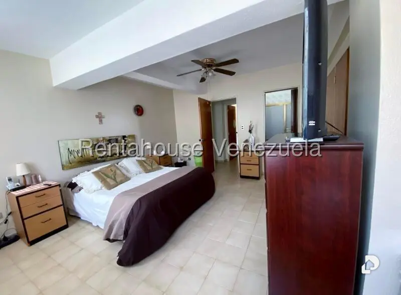 Apartamento en Terrazas del Ávila, Caracas – 18