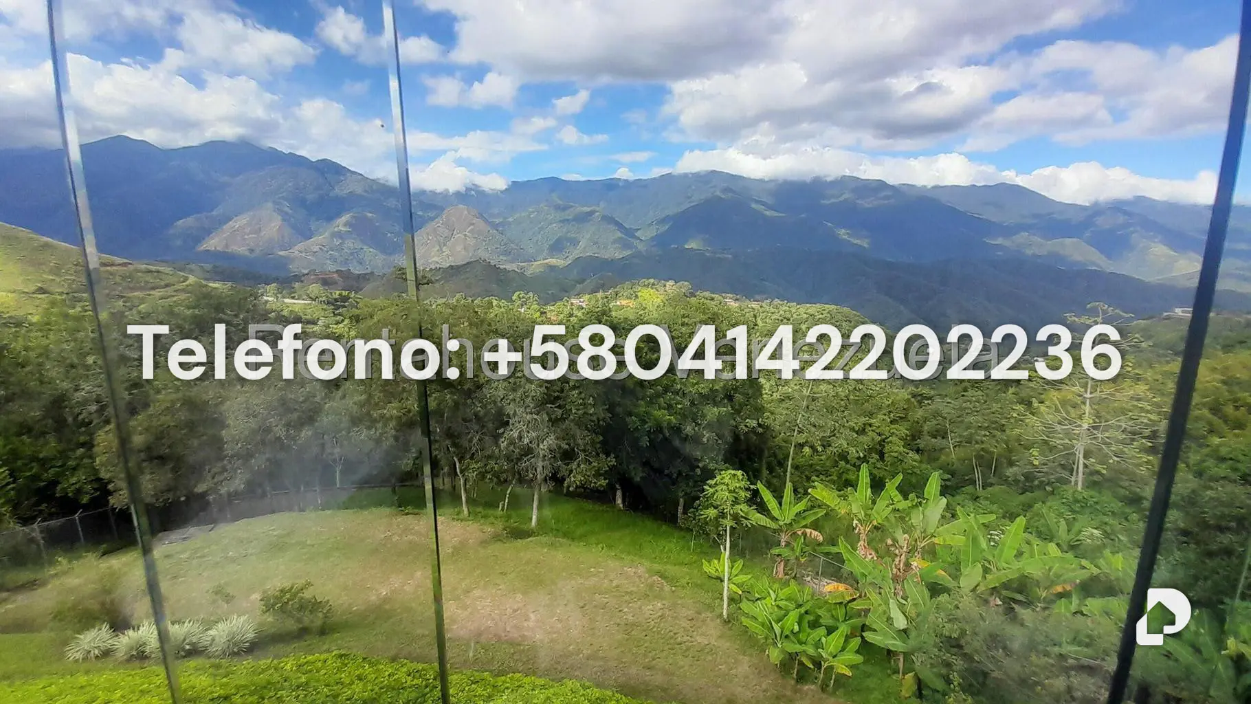 Casa en Karimao Country, Caracas – 24
