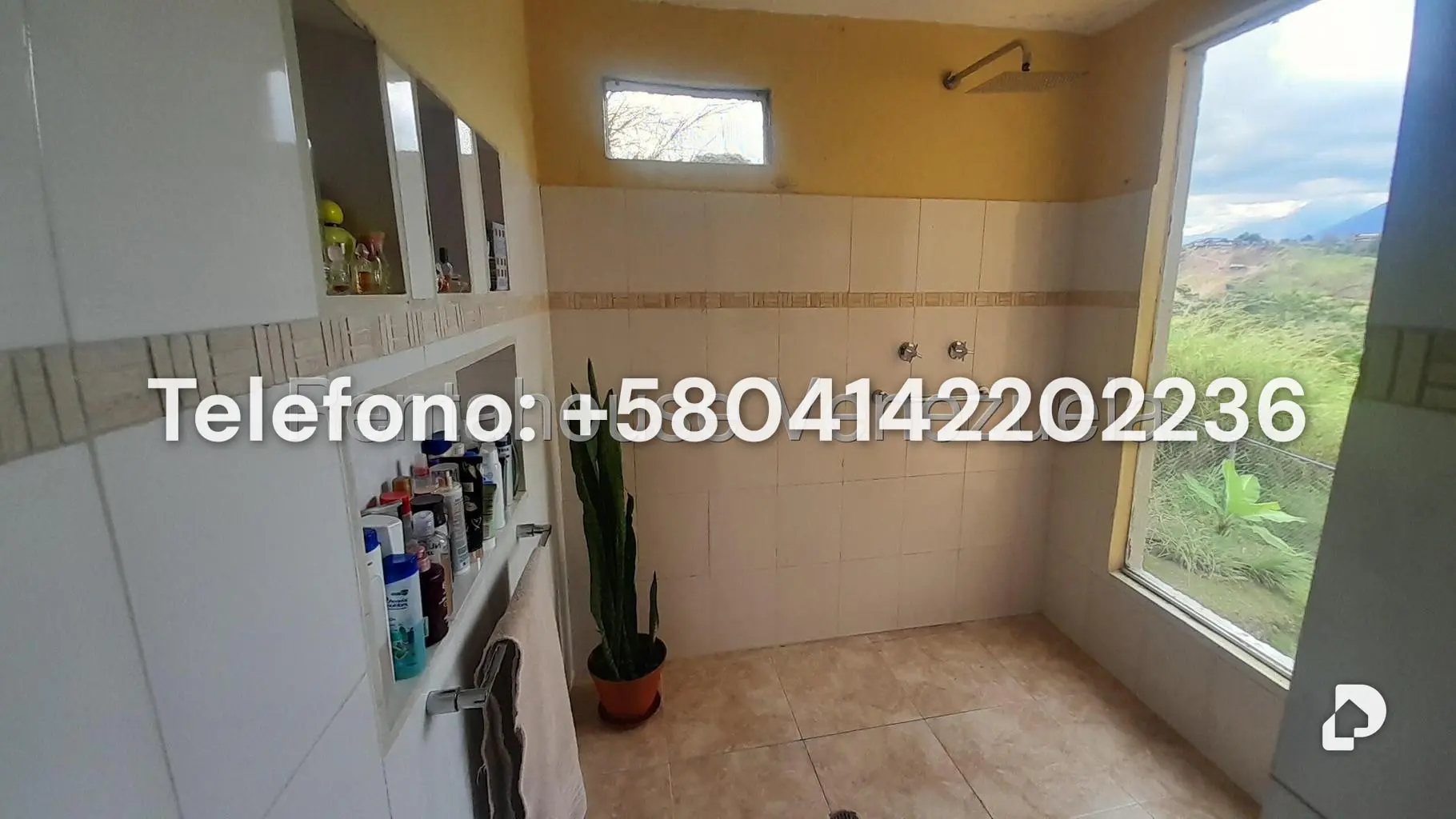 Casa en Karimao Country, Caracas – 27