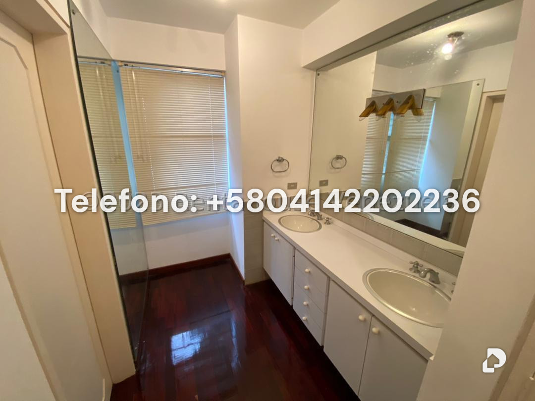 Apartamento en Los Naranjos (del Cafetal), Caracas – 32